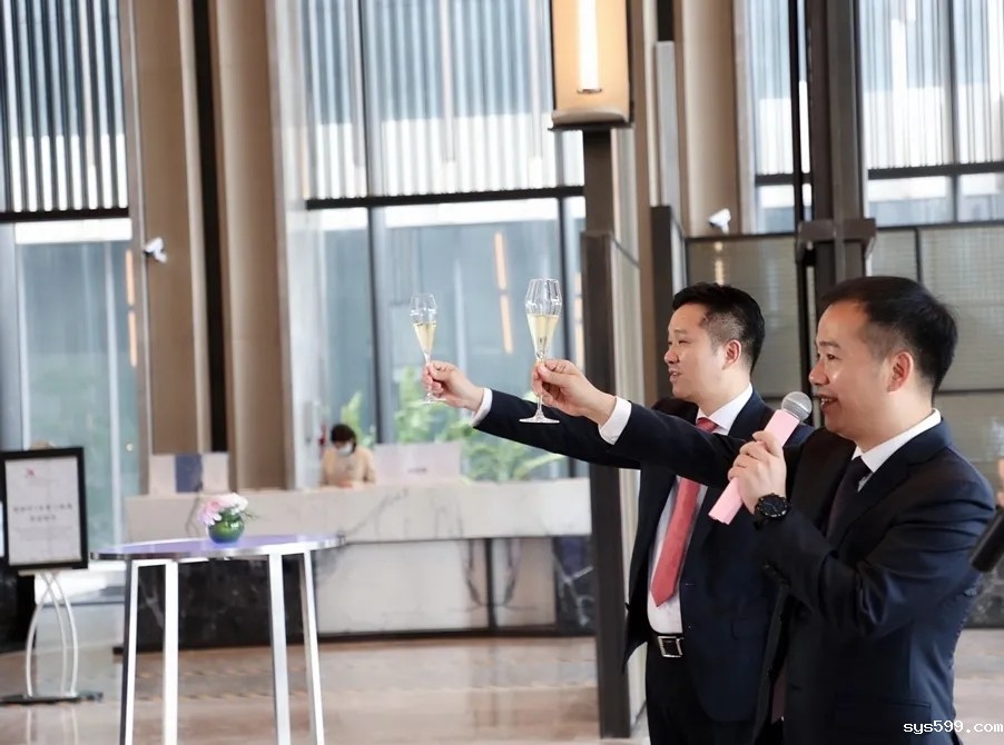 4.webp.jpg 4.webp.jpg