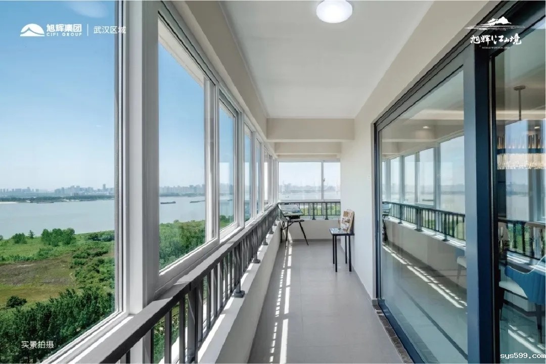 3.webp.jpg 3.webp.jpg