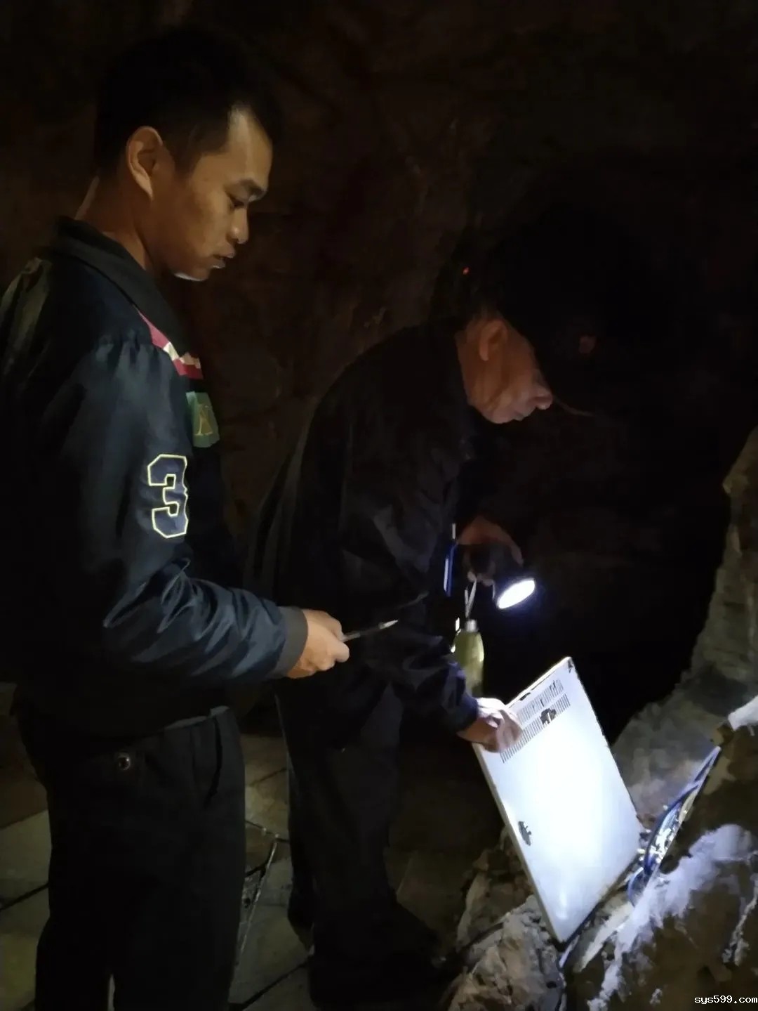 3.webp.jpg 3.webp.jpg