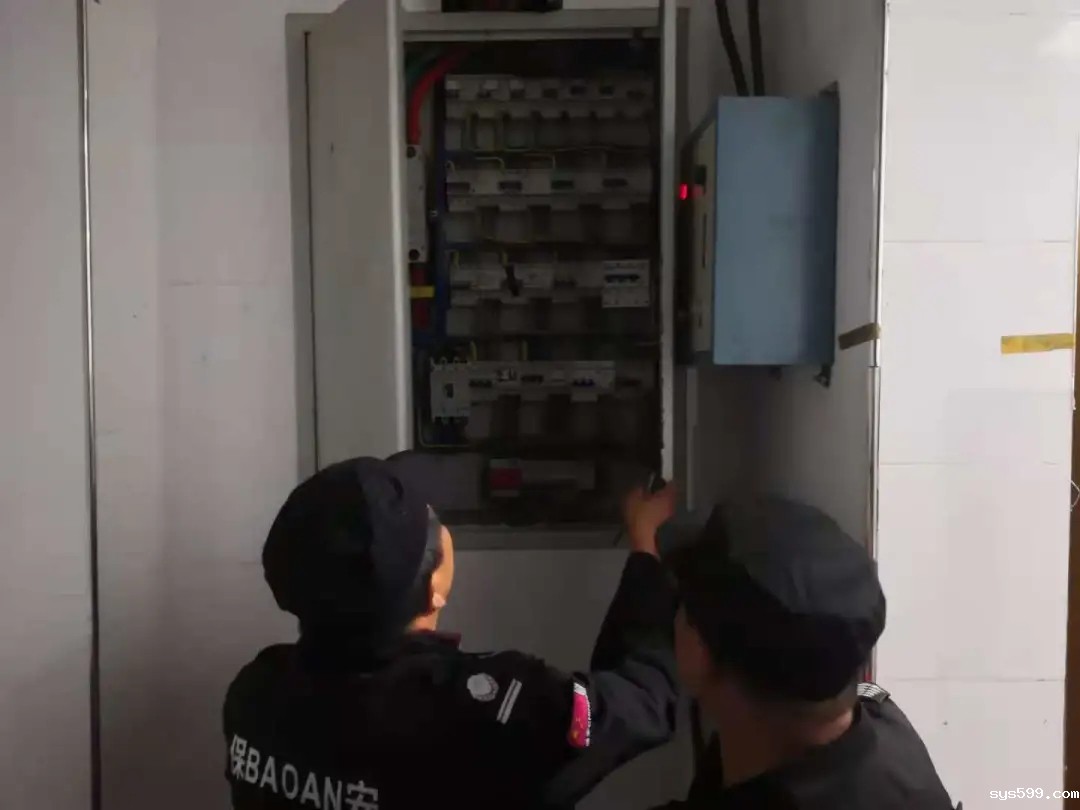 12.webp.jpg 12.webp.jpg