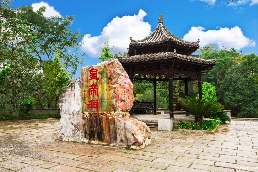 18.webp.jpg 18.webp.jpg