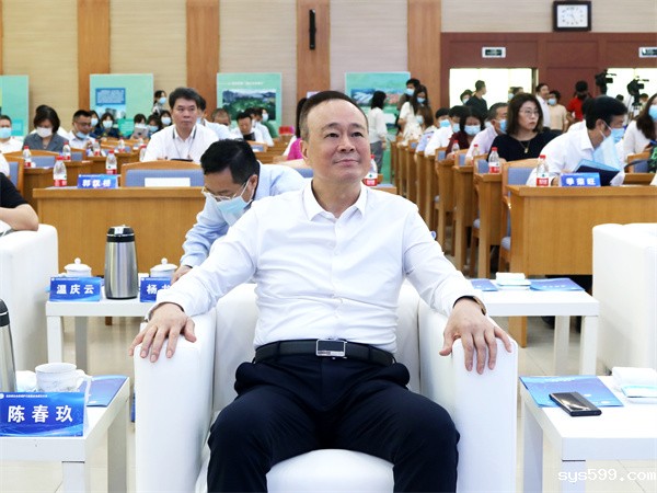 2L8A4291.jpg 2L8A4291.jpg