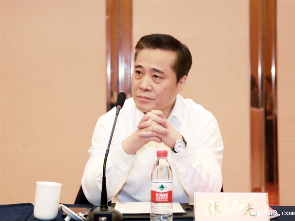 2L8A3196_副本.jpg 2L8A3196_副本.jpg