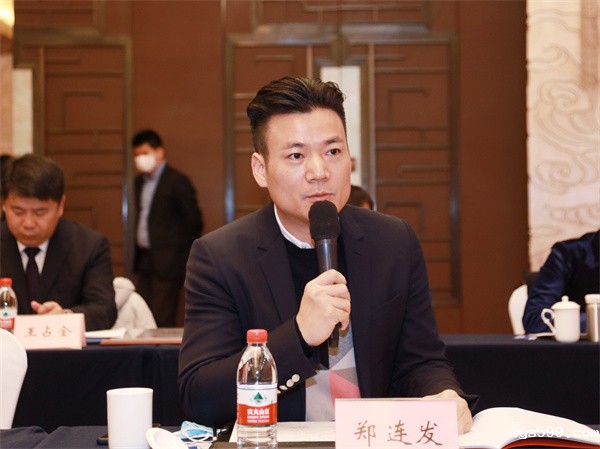 2L8A3115.jpg 2L8A3115.jpg