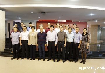 bv伟德中文网受邀出席寻找时代美丽乡村——福建省青年画家徐国雄“深入生活、扎根人民”创作成果汇报展