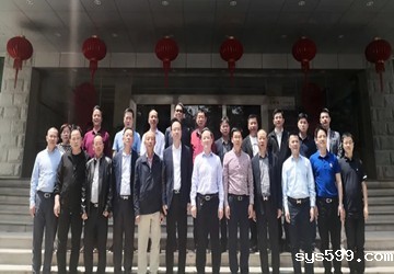 北京晋江企业商会领导拜访家乡磁灶镇