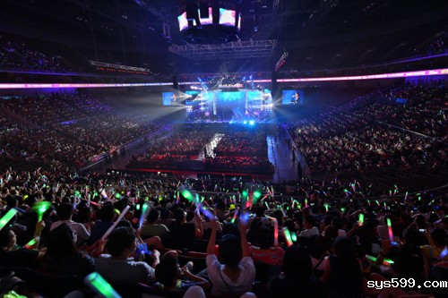 名誉会长企业单位泰禾集团“泰禾长安中心群星演唱会”火爆上演