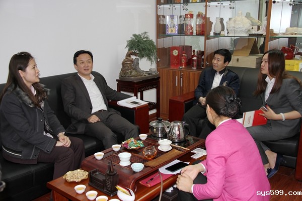 总商会常务副会长兼晋江商会会长吴明生：在困难面前要迎难而上