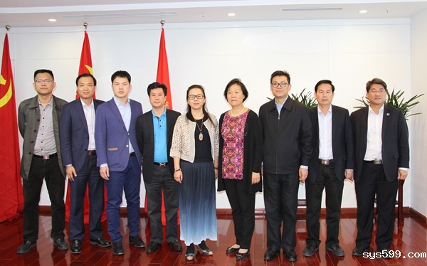 广西驻京办事处、北京广西企业商会一行到访总商会