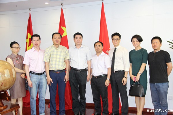 福州驻京办主任陈晓晖莅临bv伟德中文网考察指导