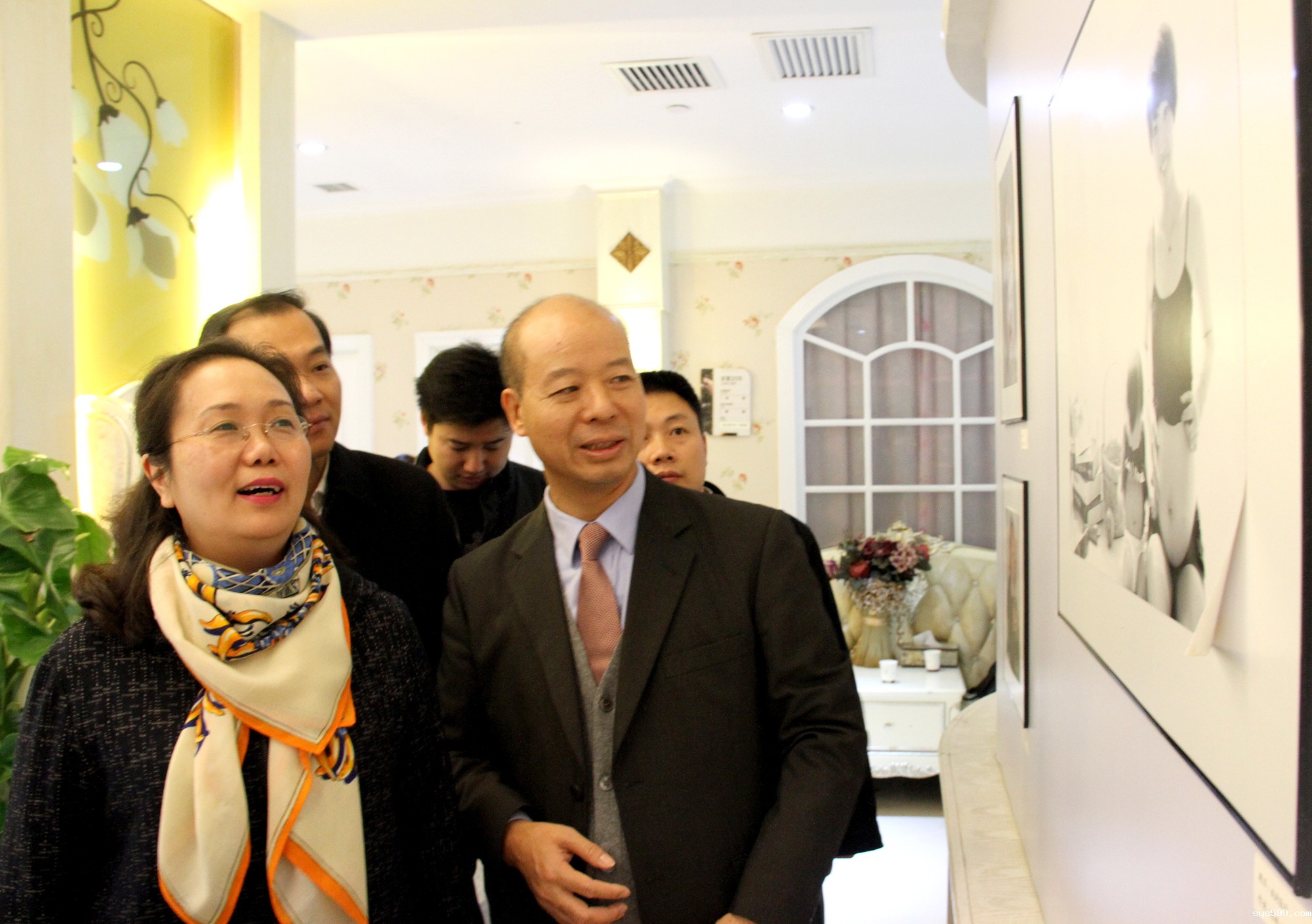 福建省委统战部副部长、省工商联党组书记王玲考察调研总商会会员企业