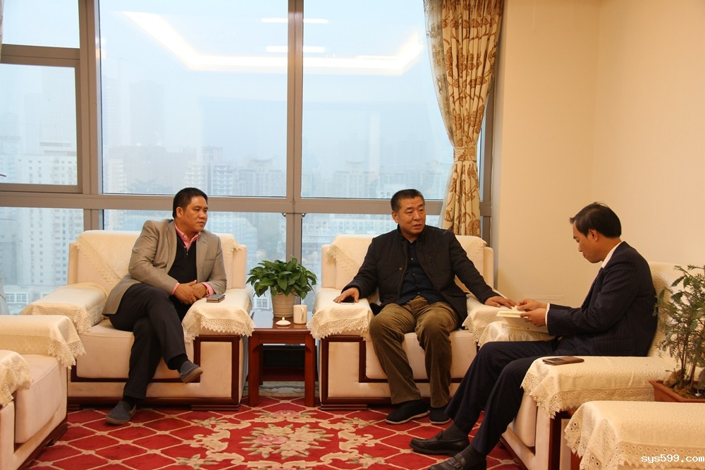 bv伟德中文网新聘请兆晖为书画艺术顾问