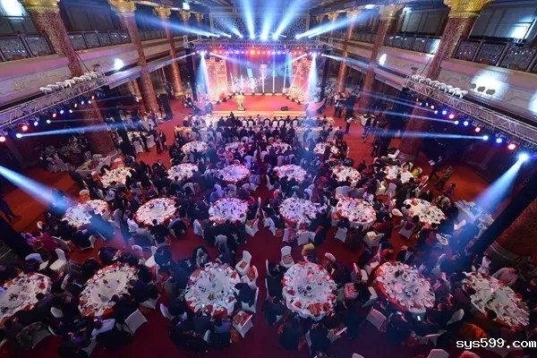 北京京华公益事业基金会举行“爱在京华●一路有你”2016新年公益晚会