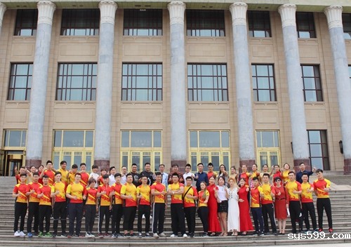 副会长萧文亭企业单位旗下千禧园健身在人民大会堂举行周年庆典